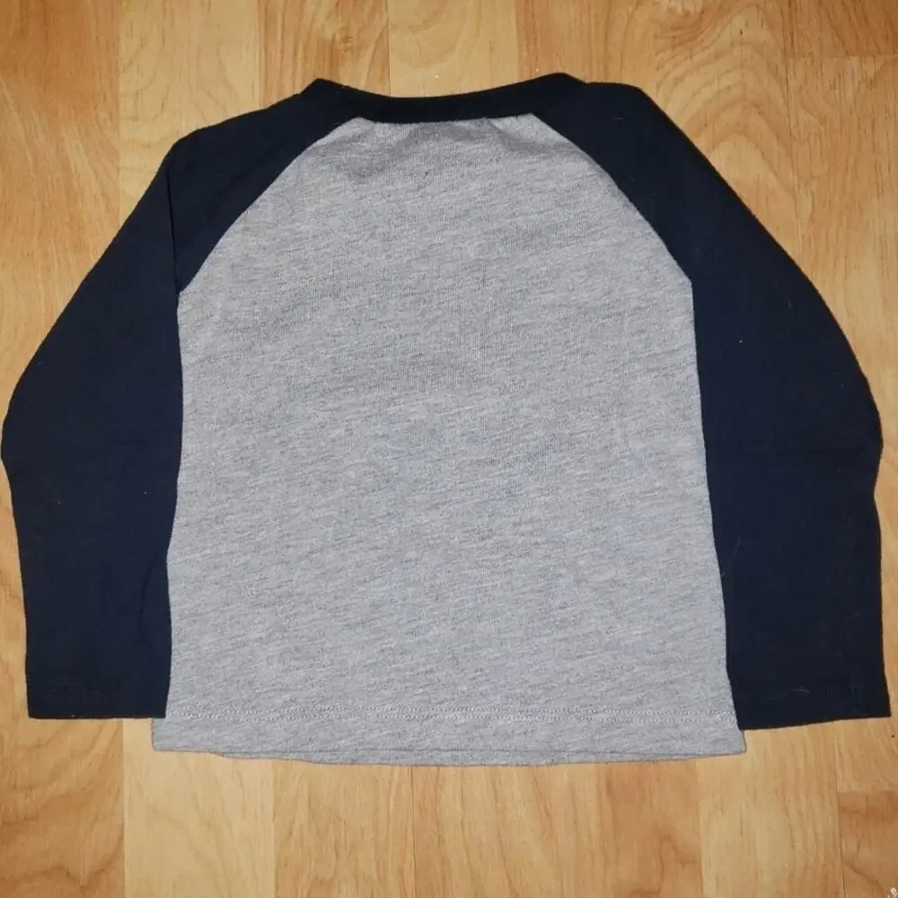 Nike Boy’s 24M Long Sleeve Graphic T-shirt